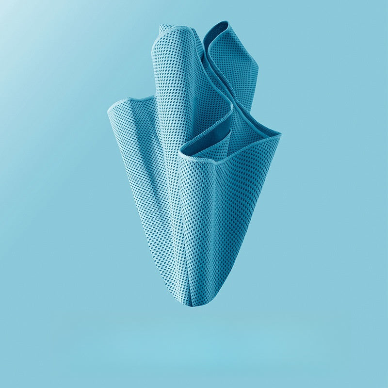 KylFlex™ – Kylande Handduk med Flaska