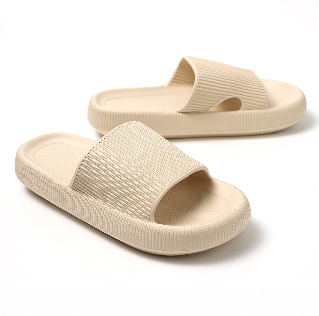 LyckaSteps™ - Den fjädrande badtoffeln som minskar trycket på lederna och känns som att gå på moln
