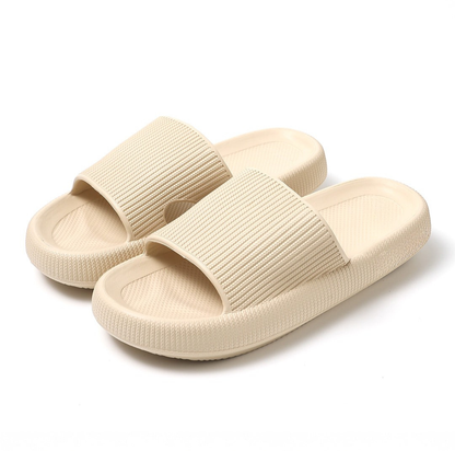 LyckaSteps™ - Den fjädrande badtoffeln som minskar trycket på lederna och känns som att gå på moln