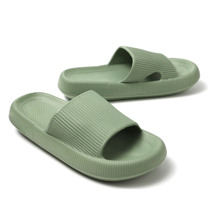 LyckaSteps™ - Den fjädrande badtoffeln som minskar trycket på lederna och känns som att gå på moln