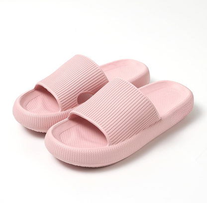 LyckaSteps™ - Den fjädrande badtoffeln som minskar trycket på lederna och känns som att gå på moln