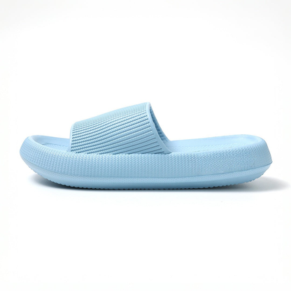LyckaSteps™ - Den fjädrande badtoffeln som minskar trycket på lederna och känns som att gå på moln