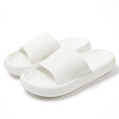 LyckaSteps™ - Den fjädrande badtoffeln som minskar trycket på lederna och känns som att gå på moln